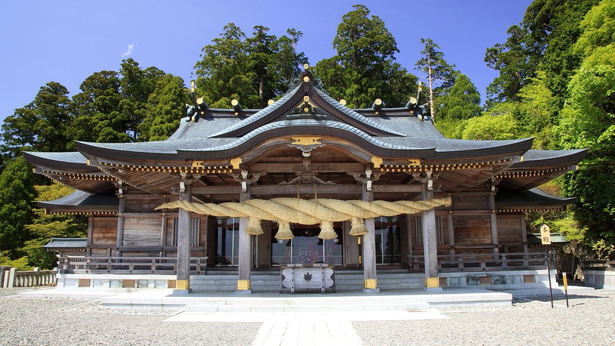 秋葉山本宮秋葉神社（静岡県）の秋葉山の山頂にある上社 本殿